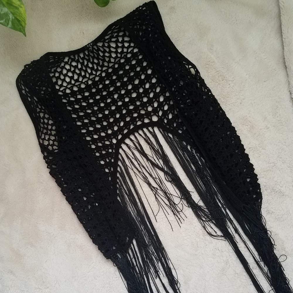 Medium icy fringe cover up top